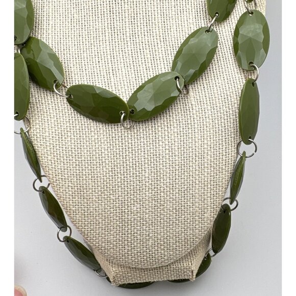 Vintage Olive Green Beaded Necklace Faceted Oval Beads Silver Tone Long 44 Inch - Picture 5 of 8